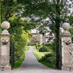  Apartment Ballea Castle