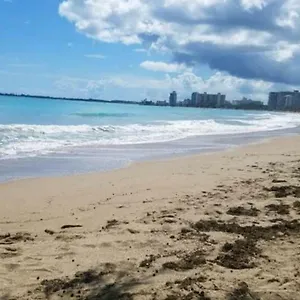 beach-front-apt-4-at-isla-verde-tower.comcaribbean.com/