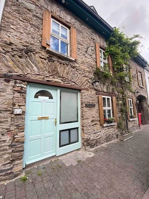 Mariners Rest One Bedroom Apartment In Innishannon Village Cork 0*,  Ireland