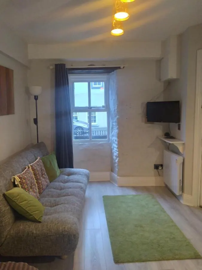 Mariners Rest One Bedroom Apartment In Innishannon Village Cork