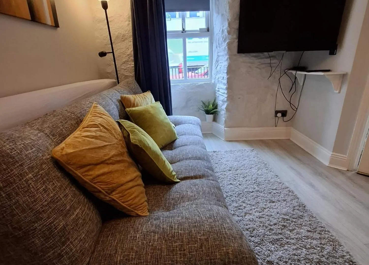 Mariners Rest One Bedroom Apartment In Innishannon Village Cork 0*,