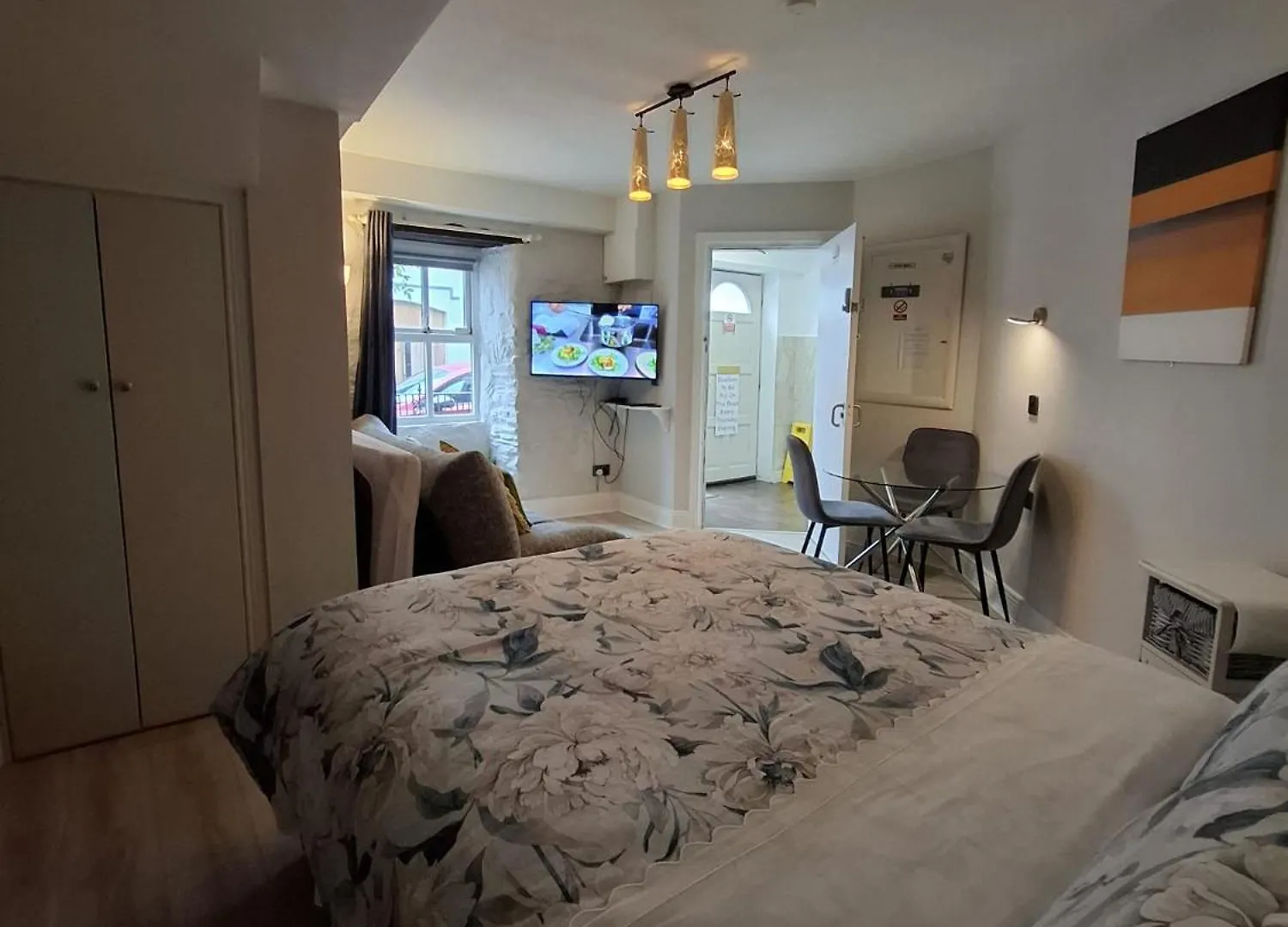 Mariners Rest One Bedroom Apartment In Innishannon Village Cork